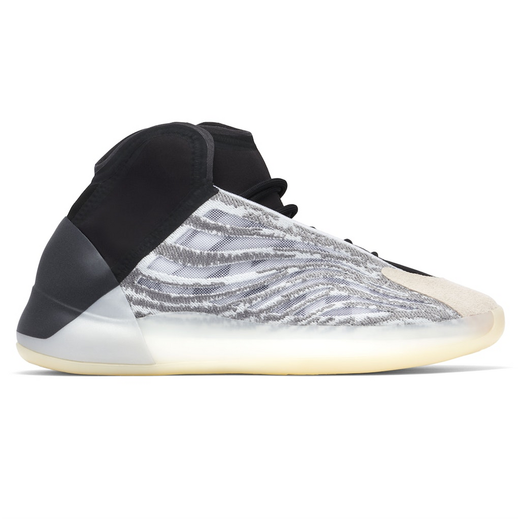 Yeezy Qntm Sneaker