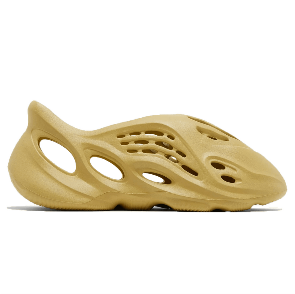 Yeezy Sulfur Runner