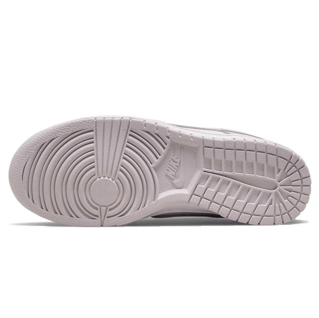 Women's Nike Dunks 